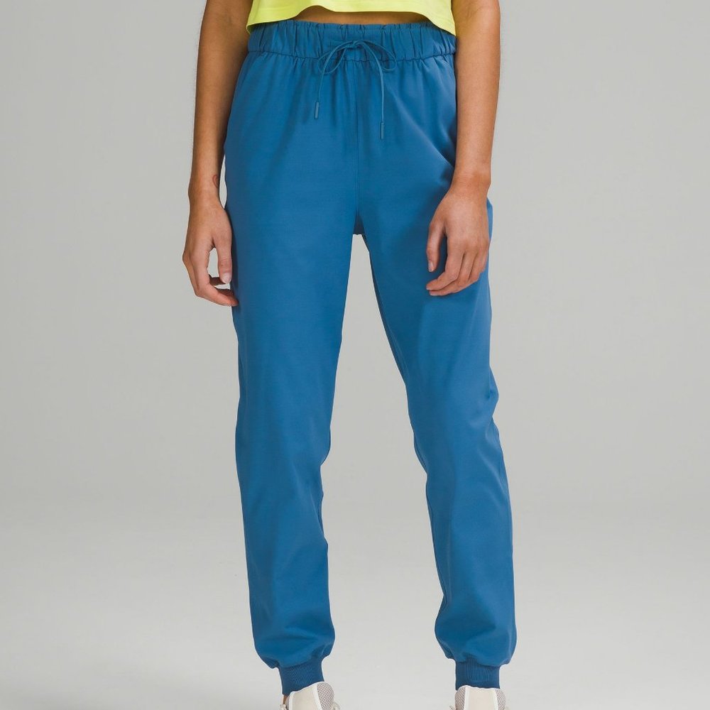 Lululemon Stretch High-Rise Jogger *Shorter Length, Sz2